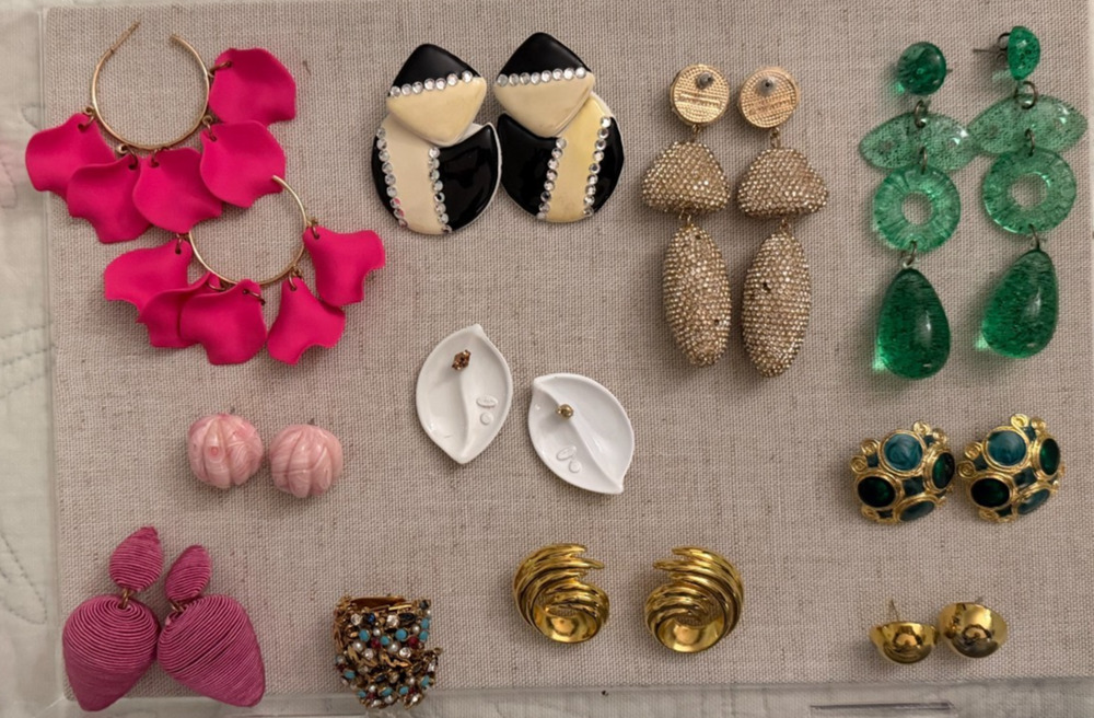 Vtg Lot 11 Pairs Pierced Earrings Napier, Avon, Baublebar & Unsigned